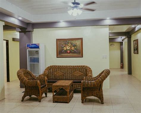 Hotel 2428 Suites, Urdaneta, Philippines .